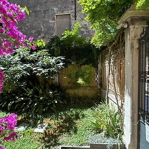 Carbonaia Guest house